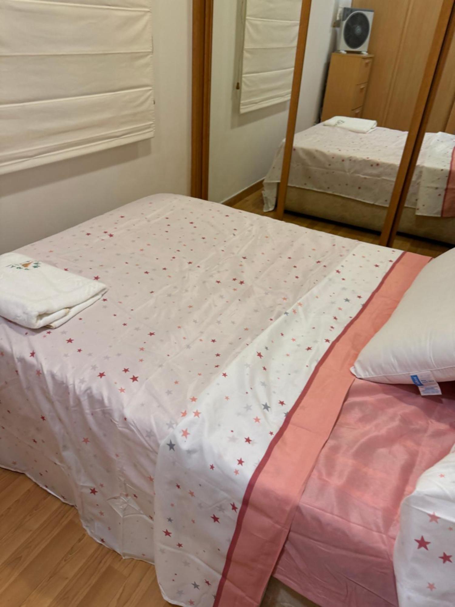 Aparthot Fast Simgle Apartahotel Madrid